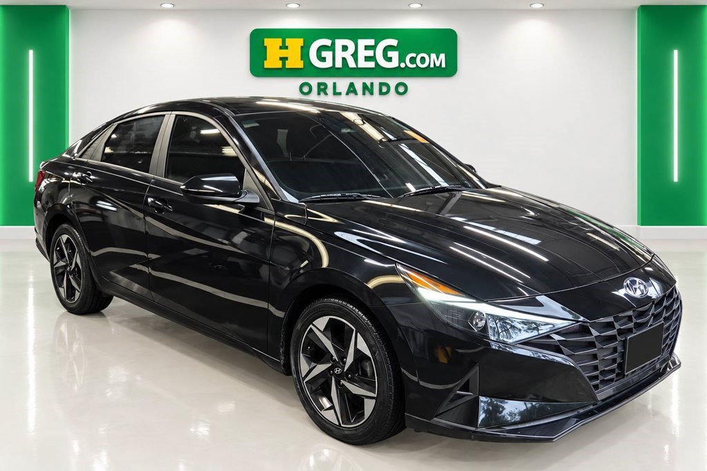 Used 2023 Hyundai Elantra SEL w/ Convenience Package FWD image 4
