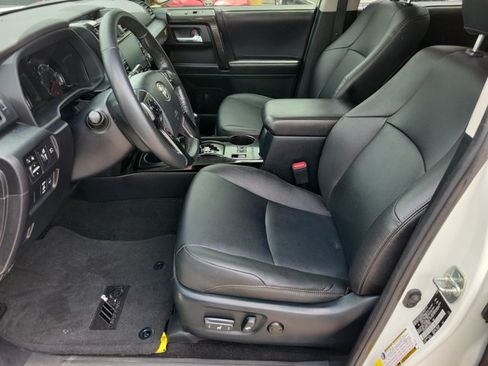 Used 2023 Toyota 4Runner 40th Anniversary SE AWD/4WD image 6