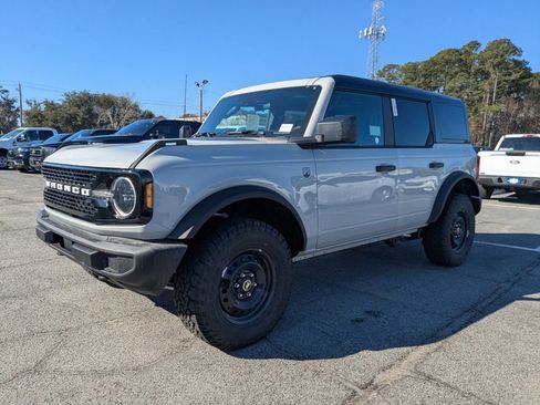New 2026 Ford Bronco Big Bend image 8