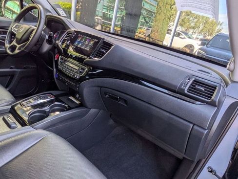 Used 2022 Honda Pilot Elite image 22