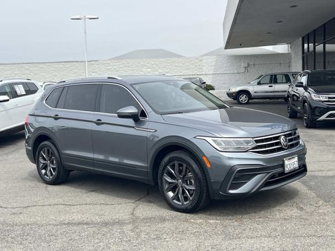Certified 2022 Volkswagen Tiguan SE image 27