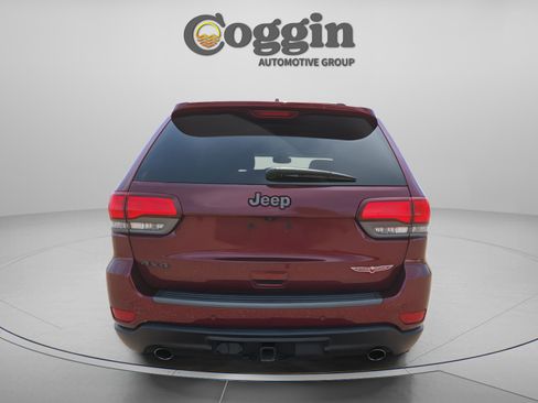 Used 2017 Jeep Grand Cherokee Trailhawk image 4