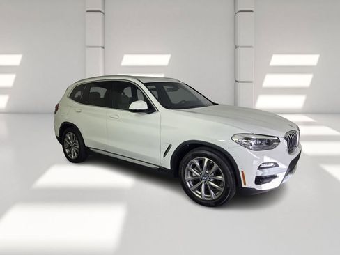 Used 2019 BMW X3 sDrive30i image 2