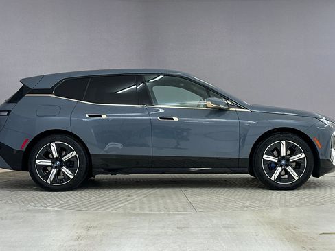 Certified 2023 BMW iX xDrive50 w/ Premium Package image 7