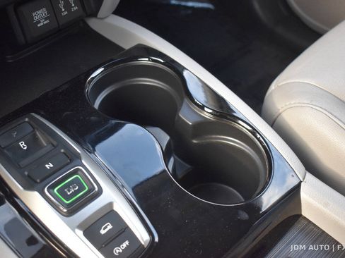 Used 2016 Honda Pilot Touring image 36