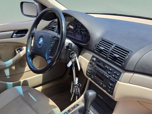 Used 2000 BMW 323i Sedan RWD image 27