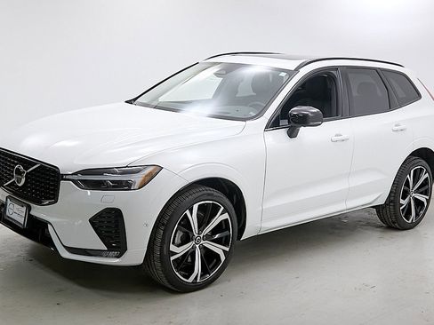 Used 2023 Volvo XC60 B5 Ultimate image 6