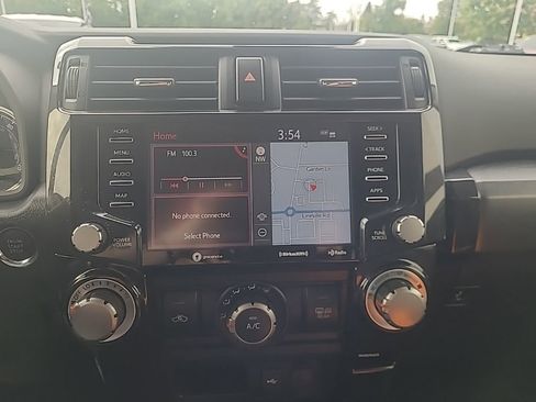 Used 2024 Toyota 4Runner TRD Off-Road Premium image 19