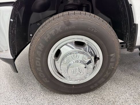 New 2026 RAM 3500 Tradesman AWD/4WD image 8