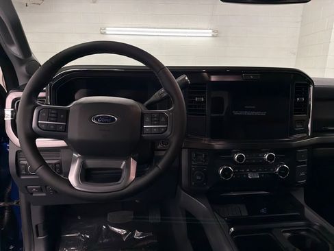 New 2026 Ford F250 Lariat w/ Chrome Package image 8