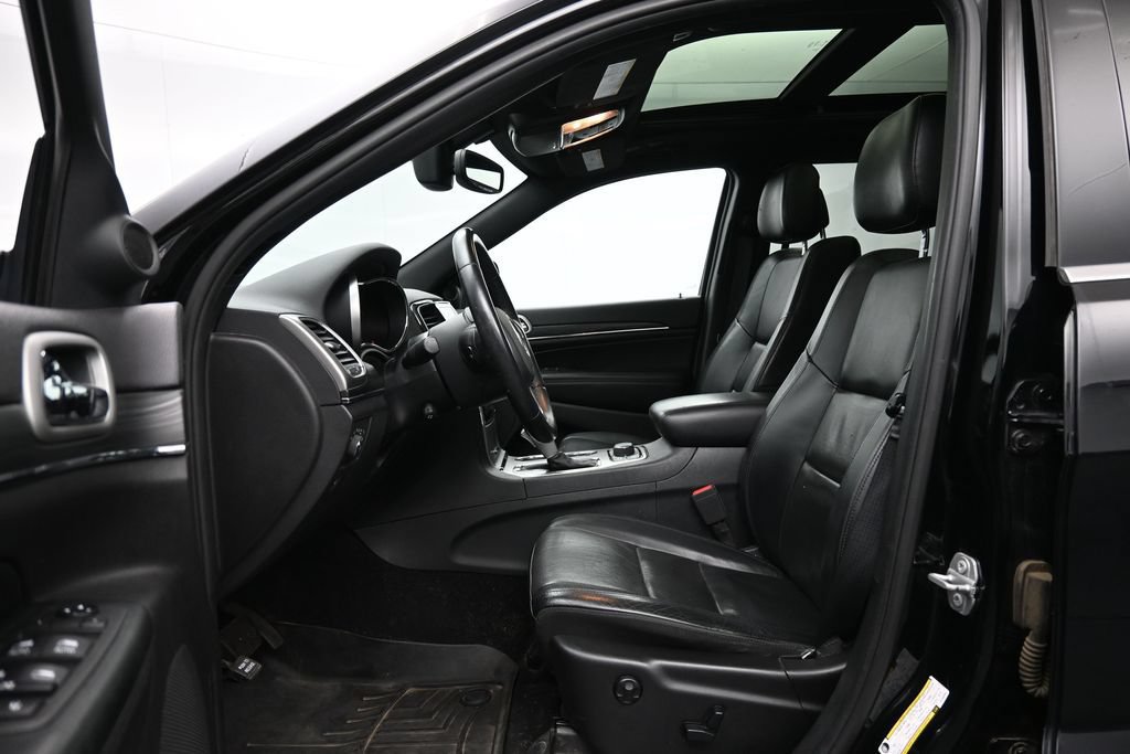 Used 2019 Jeep Grand Cherokee Limited w/ Luxury Group II AWD/4WD image 24