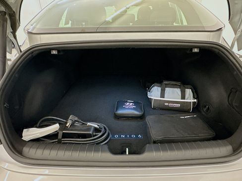 Used 2024 Hyundai Ioniq 6 SE AWD/4WD image 30