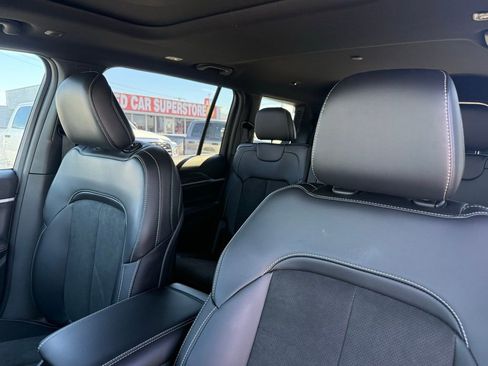 New 2026 Jeep Grand Cherokee L 4WD image 20