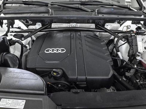 Used 2022 Audi Q5 2.0T Prestige w/ Prestige Package image 24