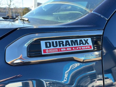 Used 2021 GMC Sierra 3500 AT4 w/ AT4 Premium Plus Package image 8