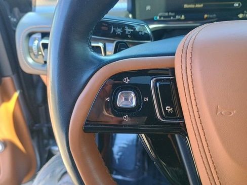 Used 2020 Lincoln Aviator Black Label w/ Dynamic Handling Package AWD/4WD image 30