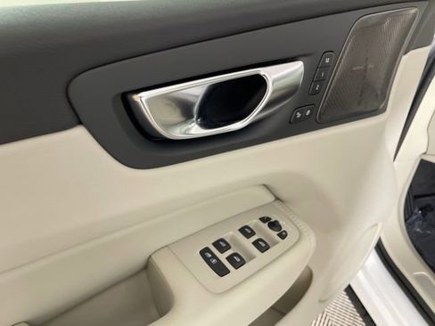 Certified 2024 Volvo XC60 T8 Plus w/ Protection Package Premier image 17