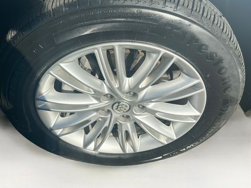 Used 2018 Buick Envision Preferred AWD/4WD image 11