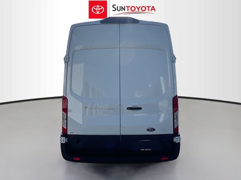 Used 2025 Ford Transit 250 148 High Roof Extended w/ Load Area Protection Package RWD image 5