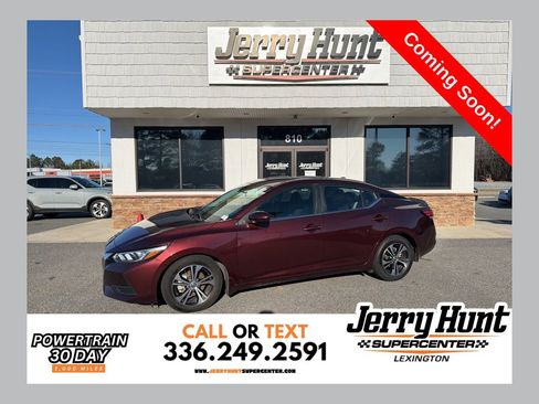 Used 2021 Nissan Sentra SV image 1