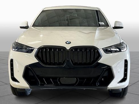 New 2026 BMW X6 xDrive40i image 3