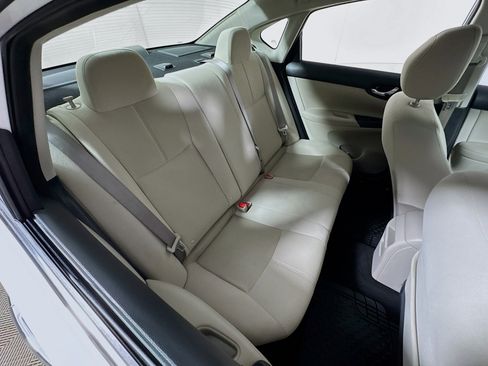 Used 2017 Nissan Sentra S image 22