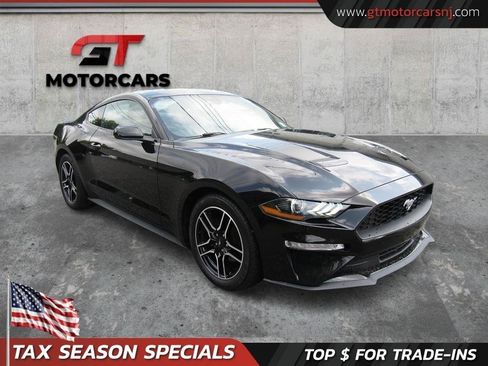 Used 2021 Ford Mustang Premium RWD image 3
