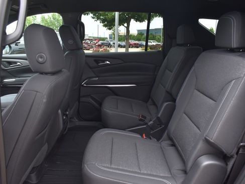 New 2026 Chevrolet Traverse LT w/ Driver Confidence Package FWD image 15