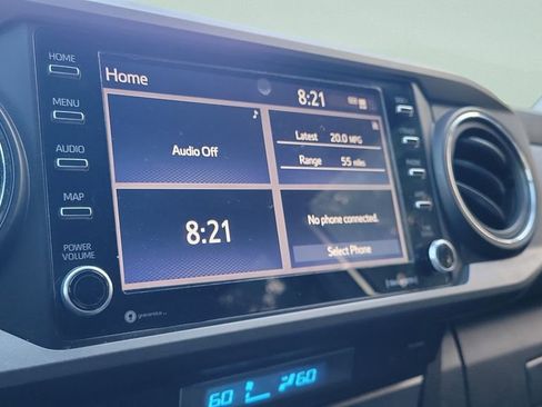 Used 2021 Toyota Tacoma TRD Sport image 18