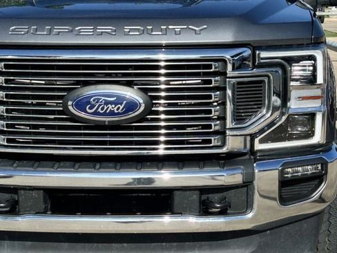 Used 2022 Ford F350 Lariat w/ Lariat Ultimate Package AWD/4WD image 8