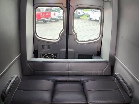 Used 2017 Mercedes-Benz Sprinter 3500 image 6