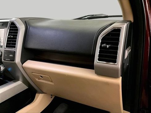 Used 2017 Ford F150 Lariat w/ Equipment Group 502A Luxury AWD/4WD image 16