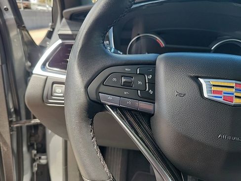 Used 2025 Cadillac XT6 Premium Luxury FWD image 23