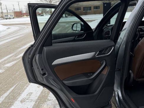 Used 2017 Audi Q3 2.0T Premium image 38