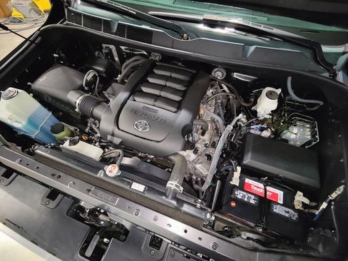 Used 2019 Toyota Tundra Limited image 4