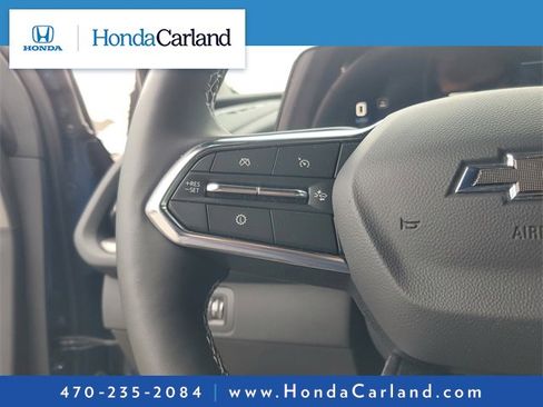 Used 2025 Chevrolet Traverse LT w/ Midnight/Sport Edition image 14