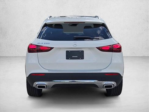 Used 2026 Mercedes-Benz GLA 250 image 8