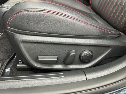 Used 2023 Genesis G70 2.0T w/ Sport Prestige Package RWD image 10