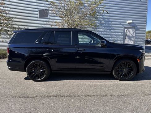 Used 2021 Cadillac Escalade Sport Platinum w/ Heavy-Duty Trailer Package image 5