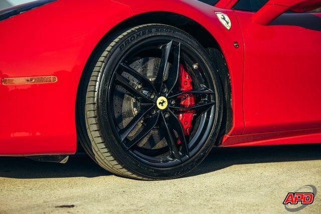 Used 2018 Ferrari 488 GTB RWD image 70