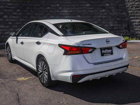 Used 2023 Nissan Altima 2.5 SV image 8