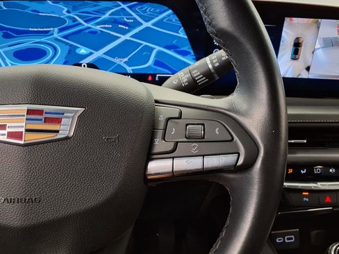 Certified 2025 Cadillac XT4 Premium Luxury FWD image 26