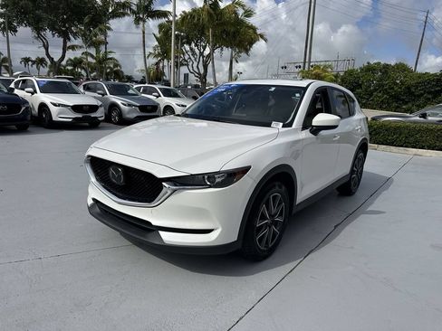 Used 2018 MAZDA CX-5 Touring w/ Preferred Equipment Package FWD image 9