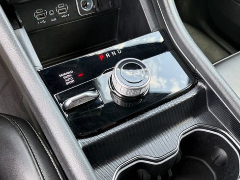 Used 2024 Jeep Grand Cherokee Limited AWD/4WD image 18