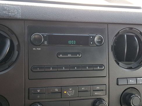 Used 2016 Ford F250 XL w/ Power Equipment Group image 16