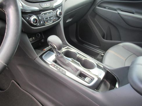 Used 2024 Chevrolet Equinox Premier FWD image 15