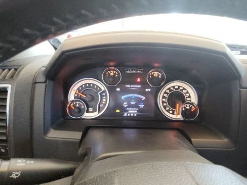 Used 2014 RAM 1500 Laramie w/ Convenience Group AWD/4WD image 22