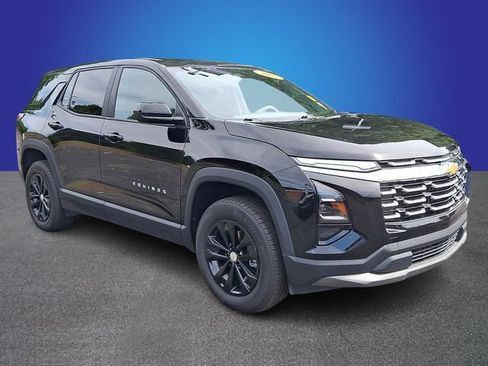 Used 2025 Chevrolet Equinox LT AWD/4WD image 3