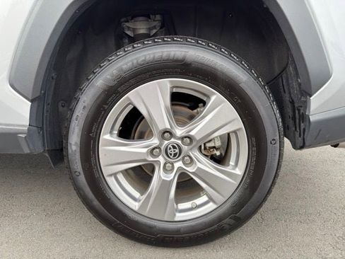 Used 2024 Toyota RAV4 LE AWD/4WD image 27