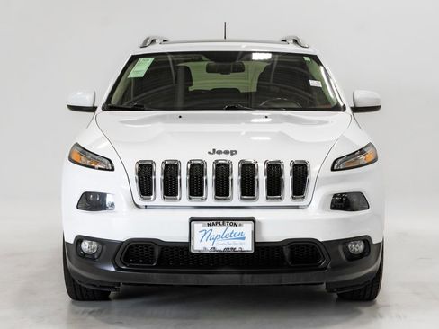 Used 2015 Jeep Cherokee Latitude w/ Comfort/Convenience Group FWD image 5
